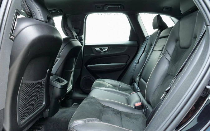 Volvo XC 60 cena 129900 przebieg: 151522, rok produkcji 2018 z Głogów Małopolski małe 529